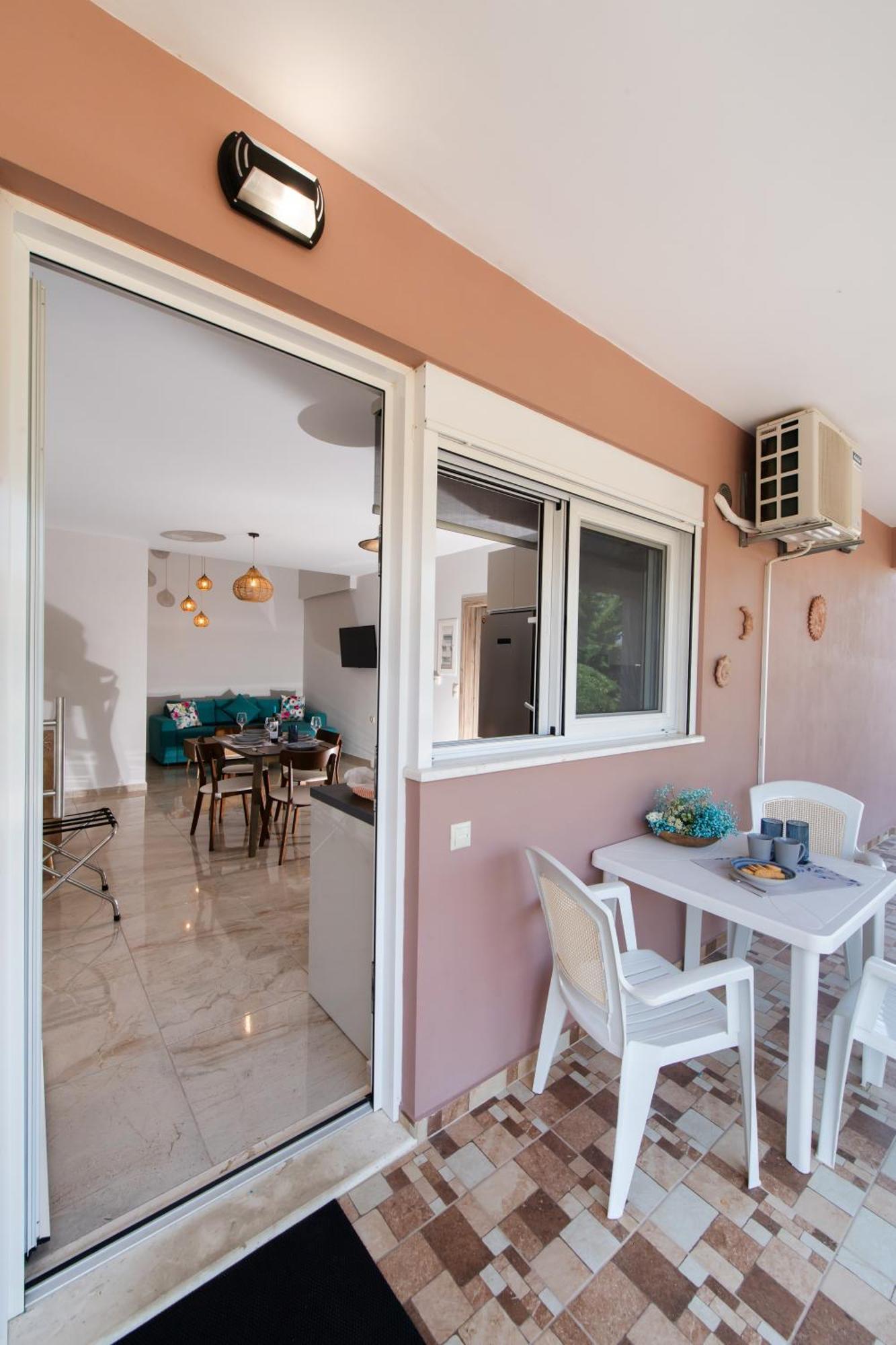 Ruellia Luxury Apartments Kalligoni Exterior foto