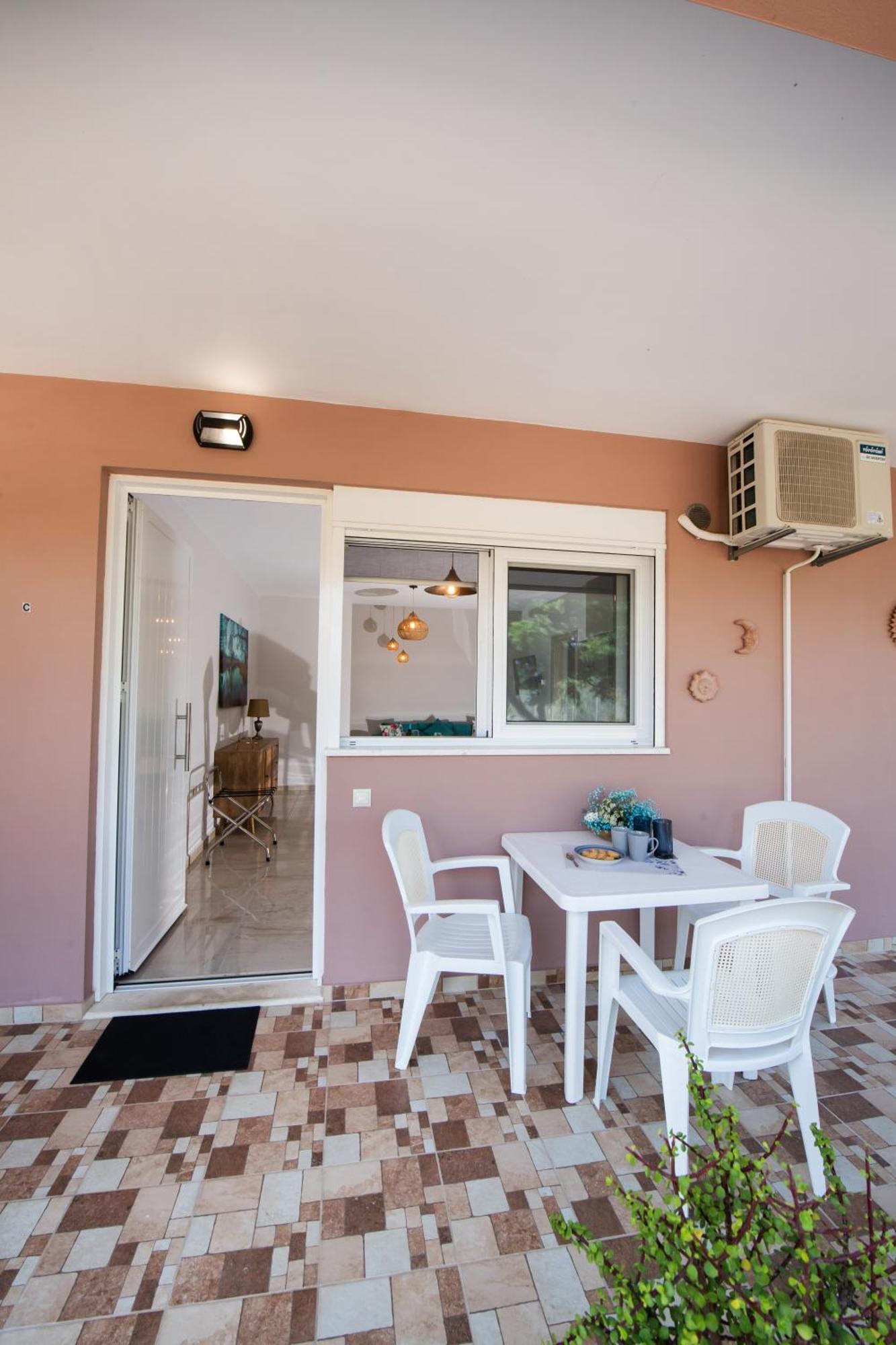 Ruellia Luxury Apartments Kalligoni Exterior foto